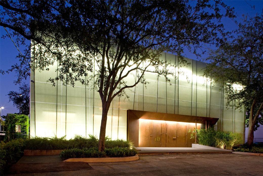 Girls' Club entrance, photo by Robin Hill