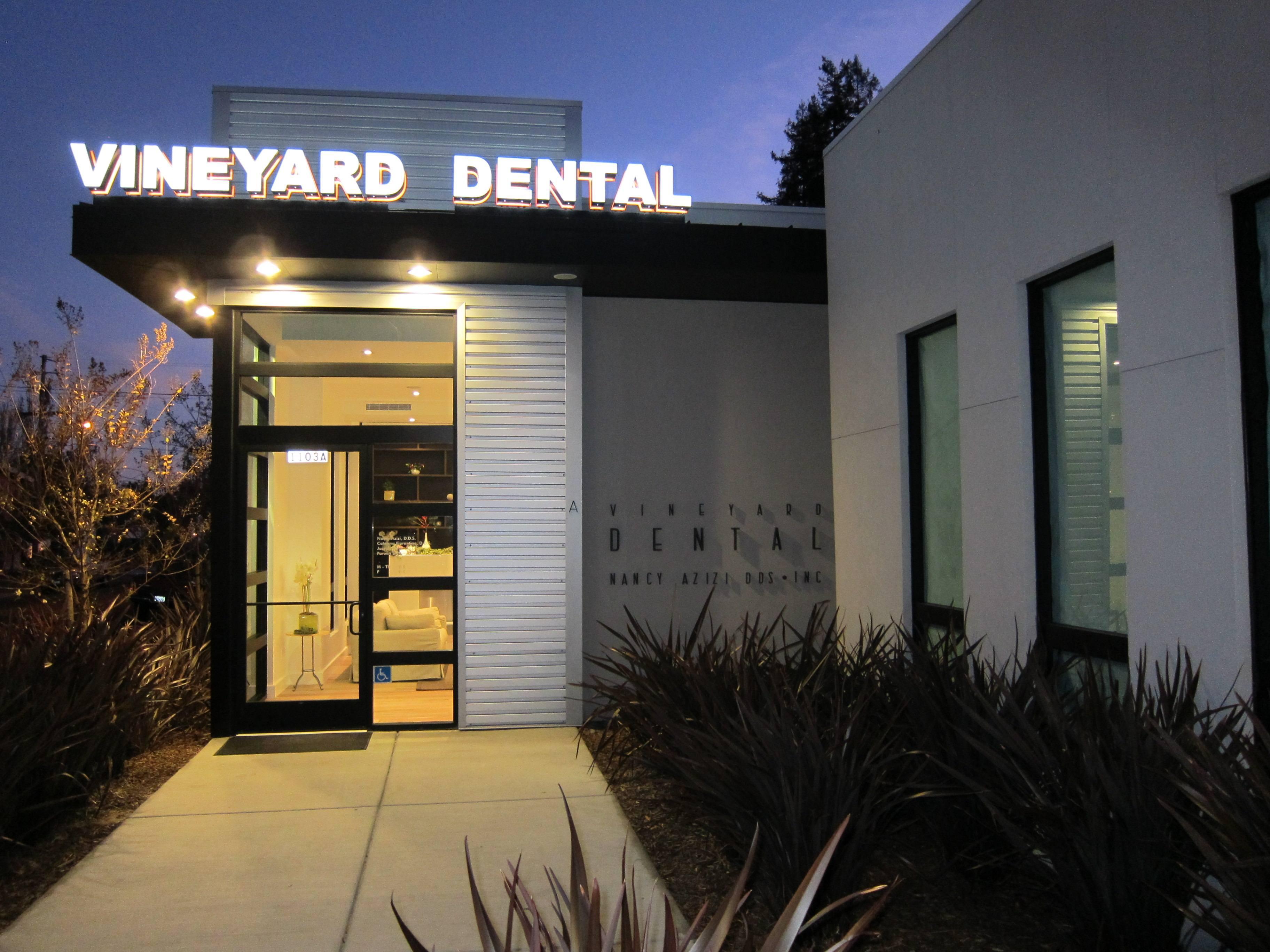 Exterior of Vineyard Dental