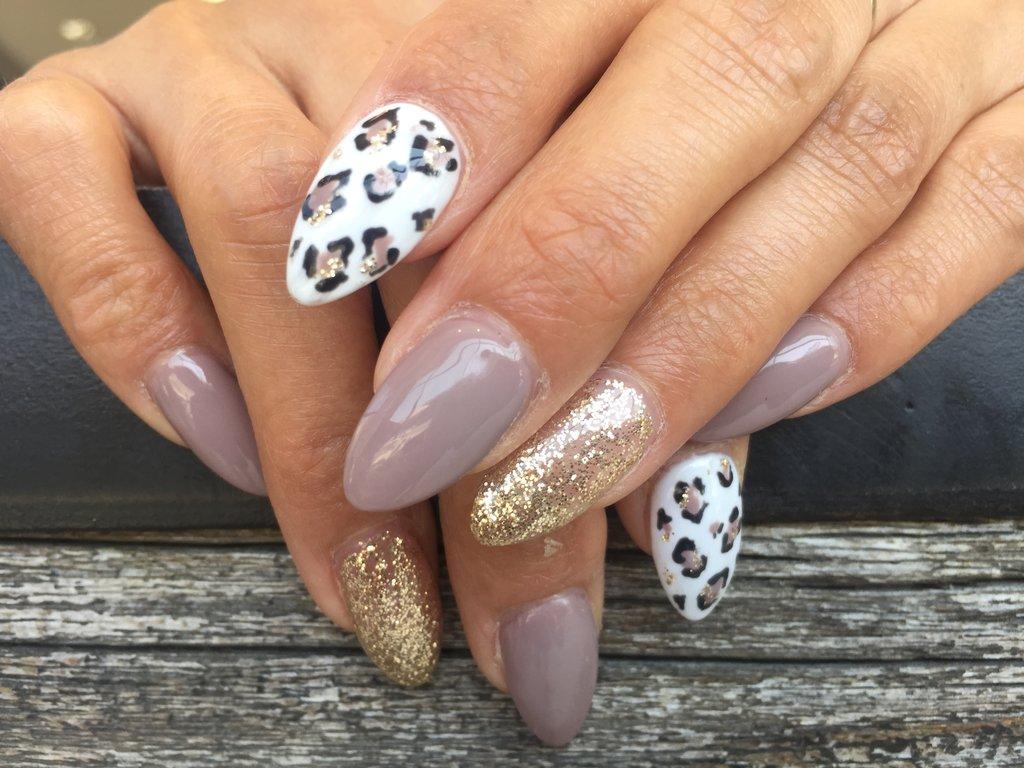 Holly and Hudson Nail Lounge