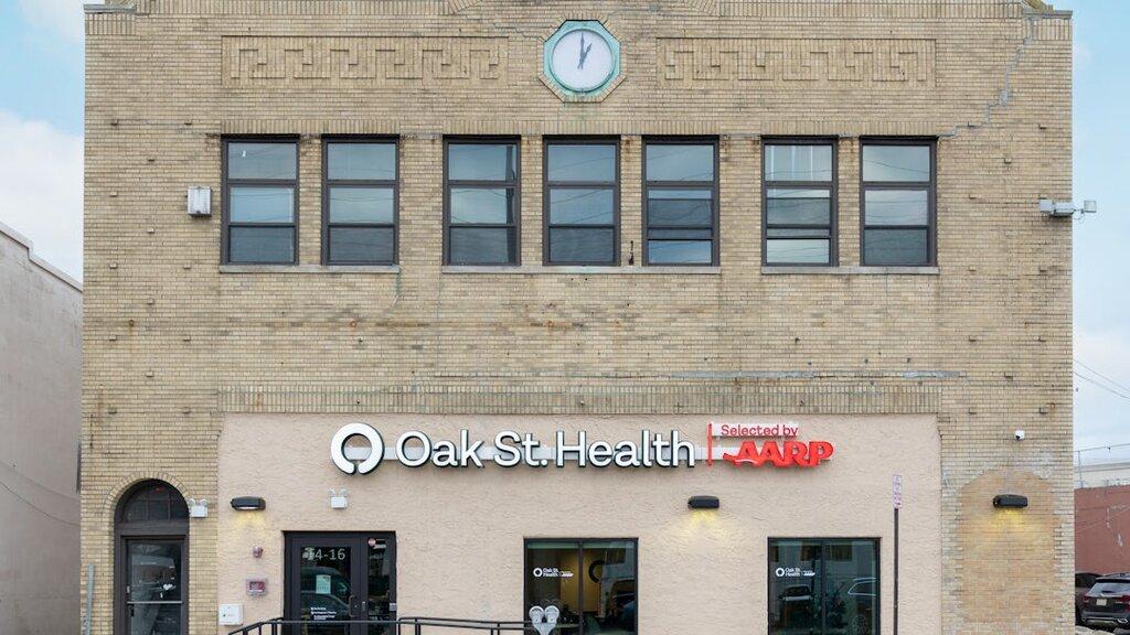 Oak Street Health Freeport Primary Care Clinic