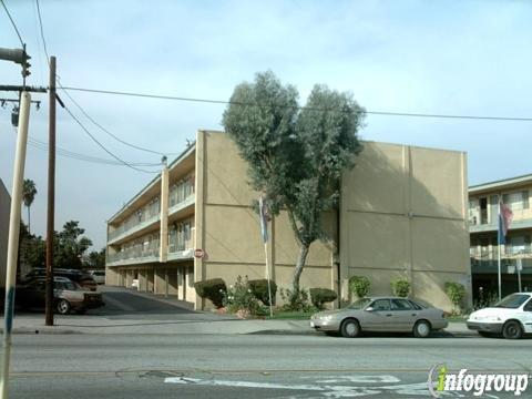 El Adobe Apartments