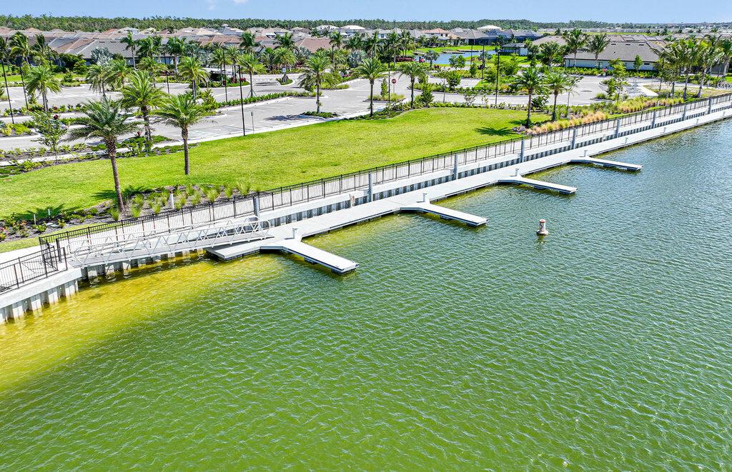 Esplanade Lake Club By Pulte Homes