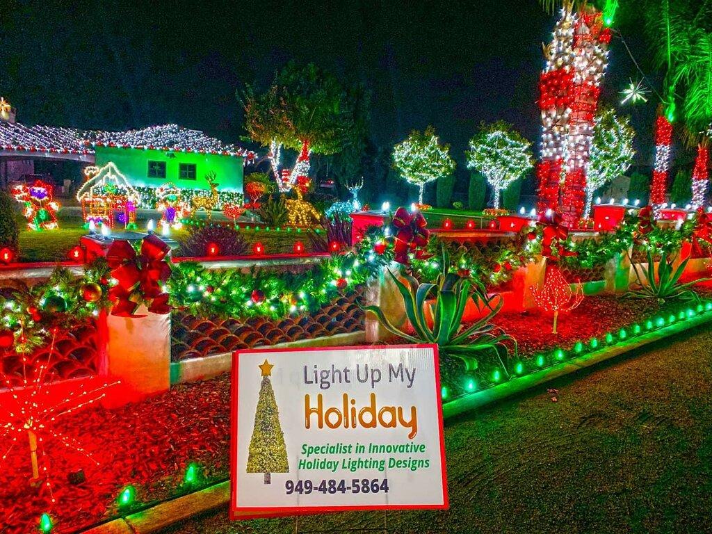 Light Up My Holiday Christmas Light Installation Holiday Decor