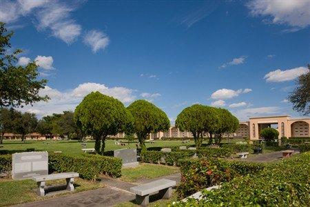 Beth David Memorial Gdn/Levitt