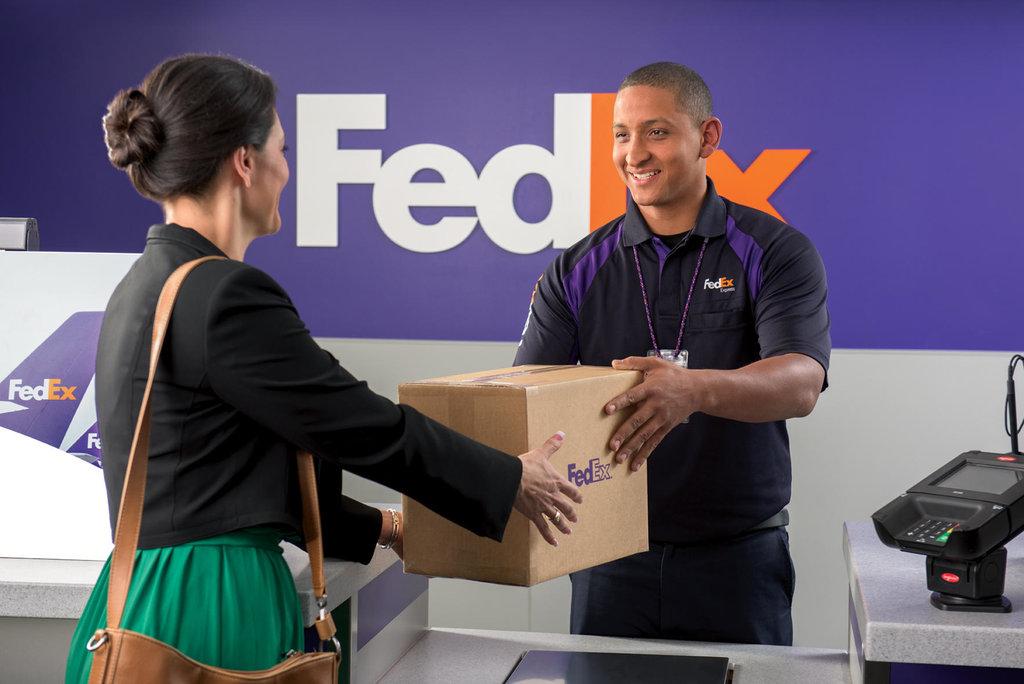 FedEx Office Ship Center