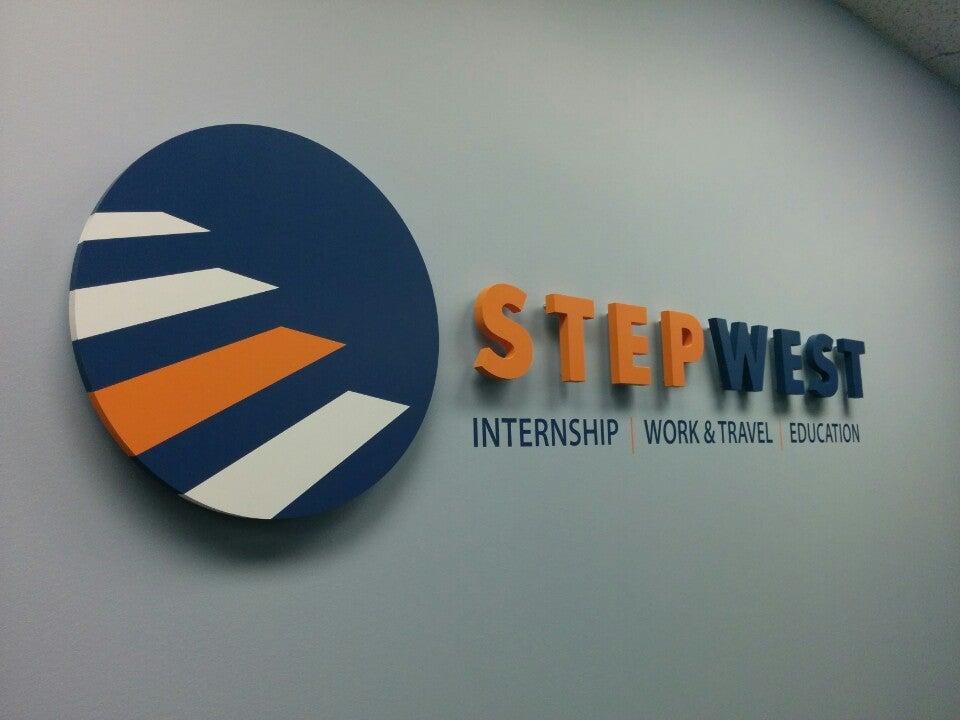 Stepwest Work & Travel