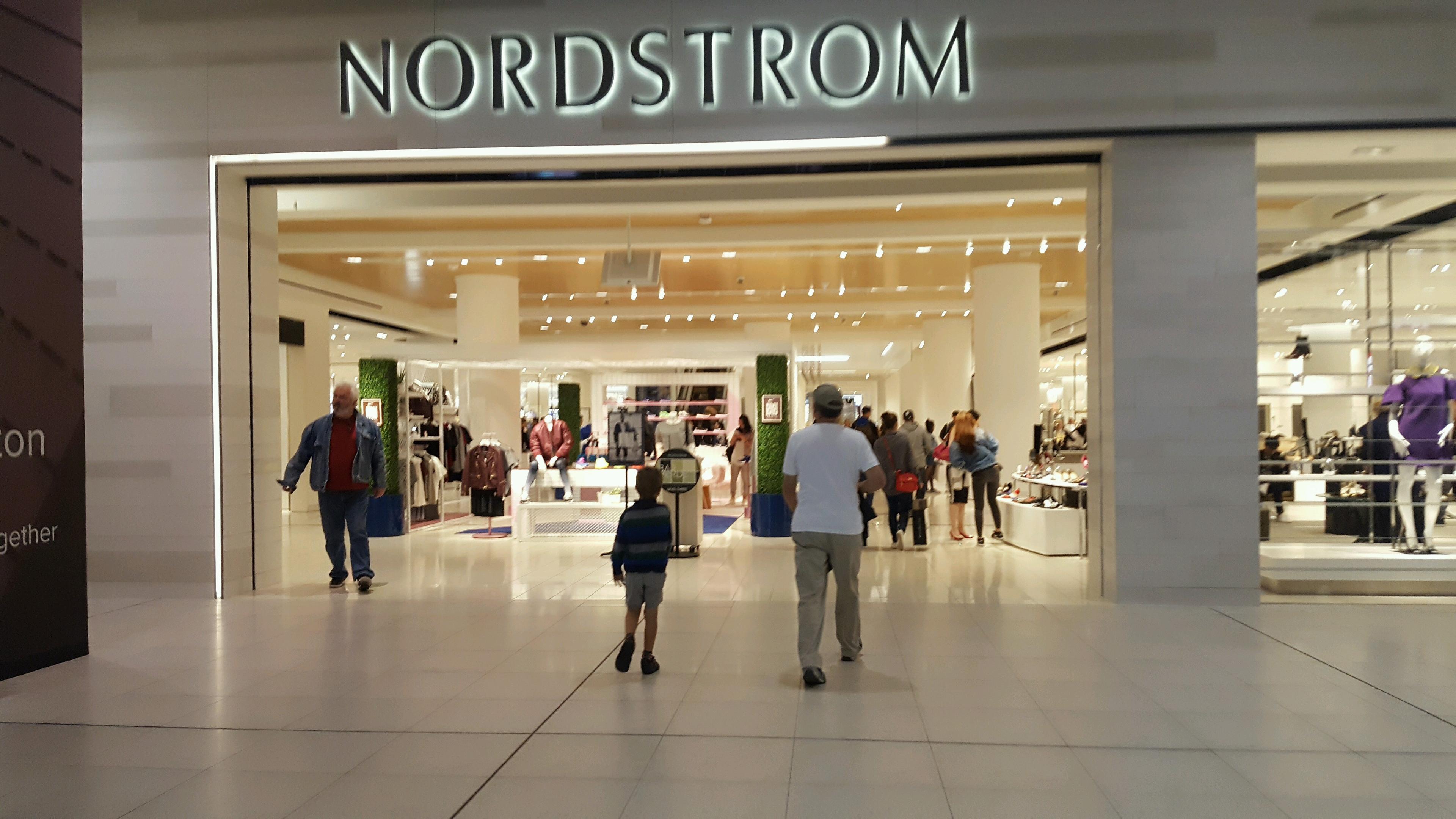 Nordstrom Toronto Eaton Centre