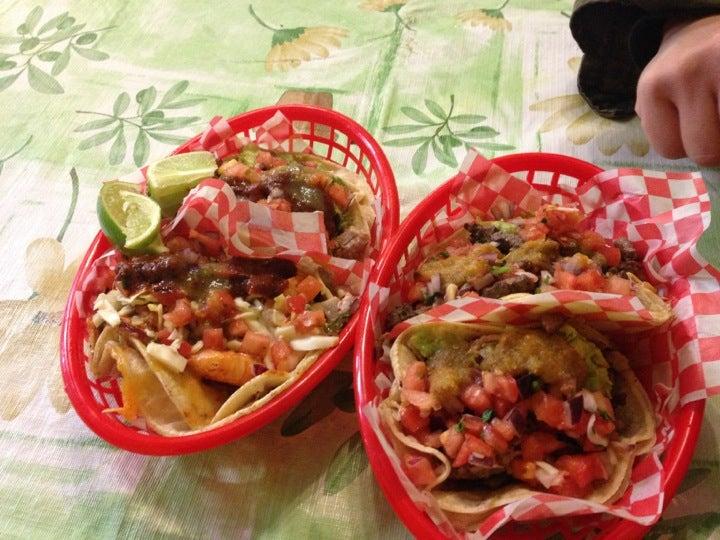 Seven Lives Tacos y Mariscos