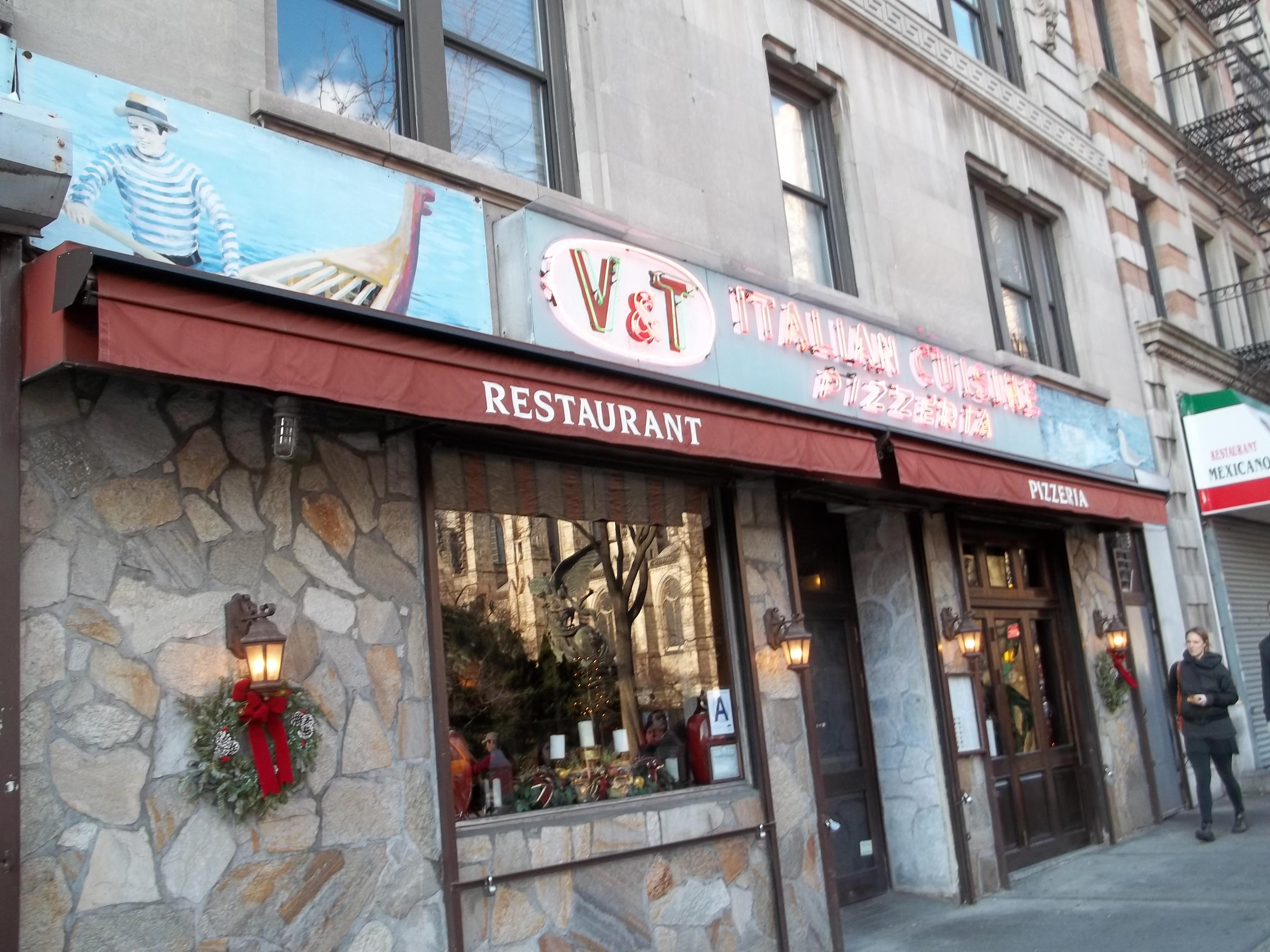 V & T Pizzeria & Restaurant