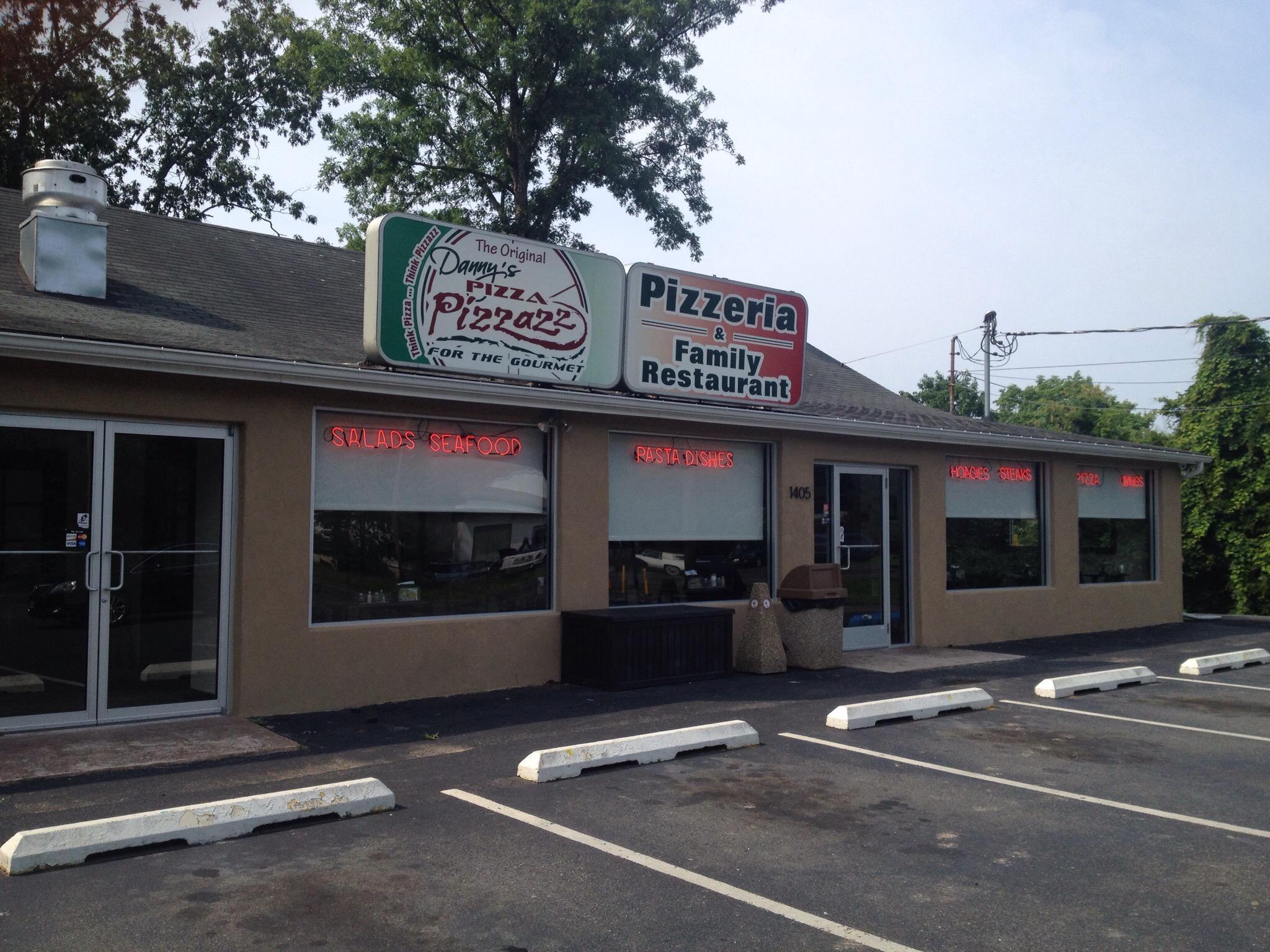 Danny's Pizza Pizzazz