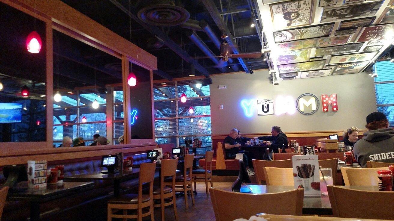 Red Robin Gourmet Burgers and Brews