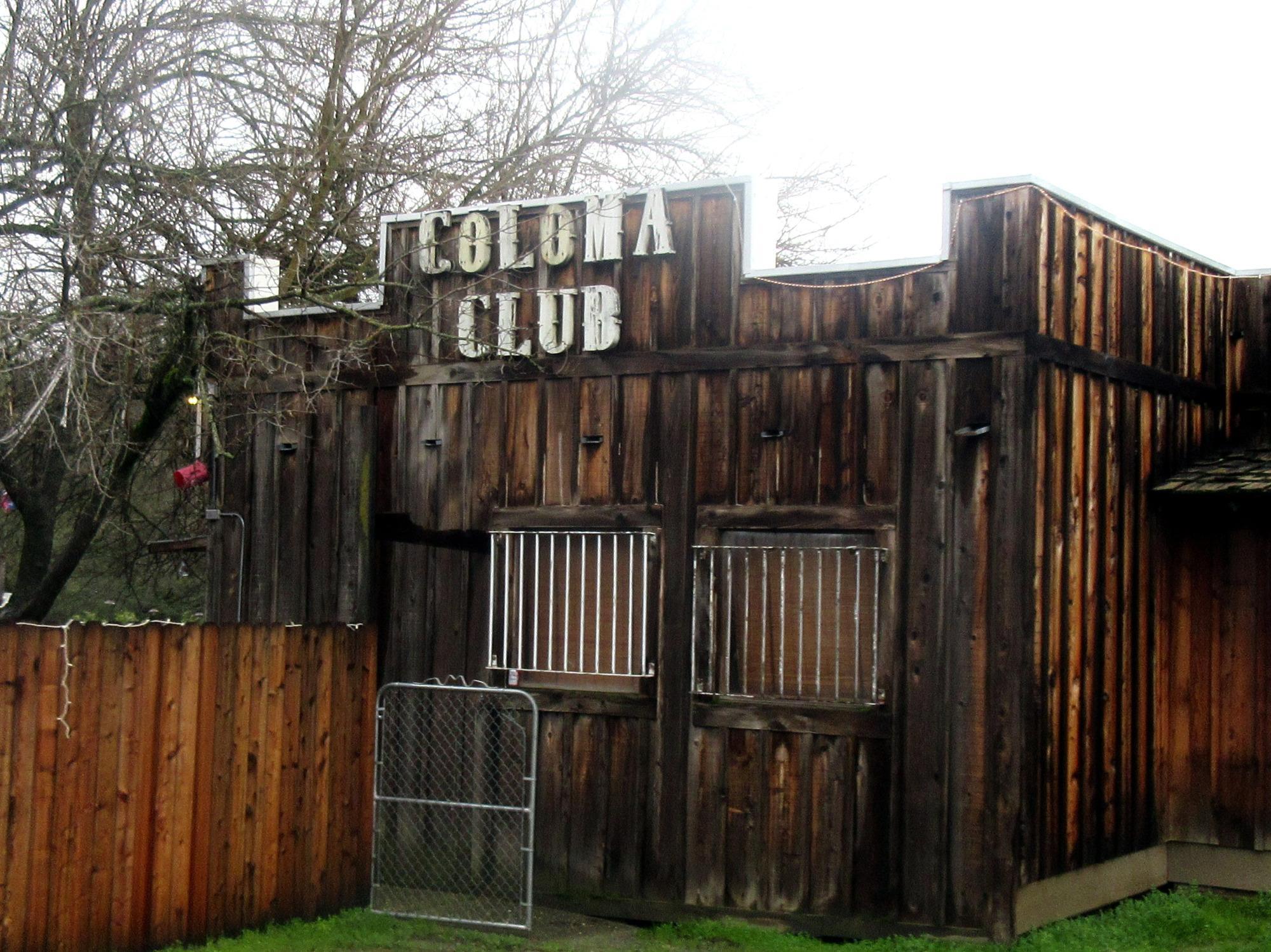 Coloma Club