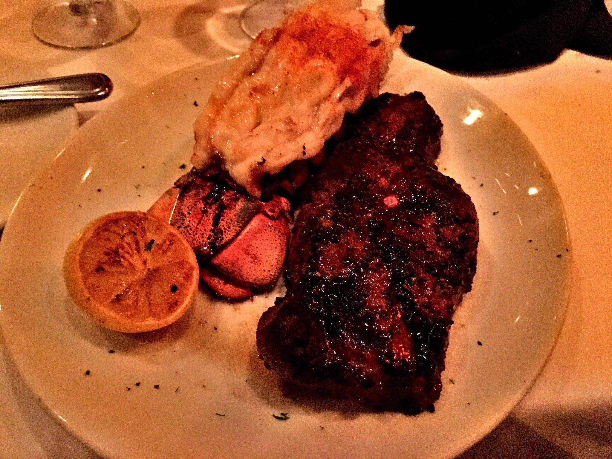 Fleming’s Prime Steakhouse & Wine Bar