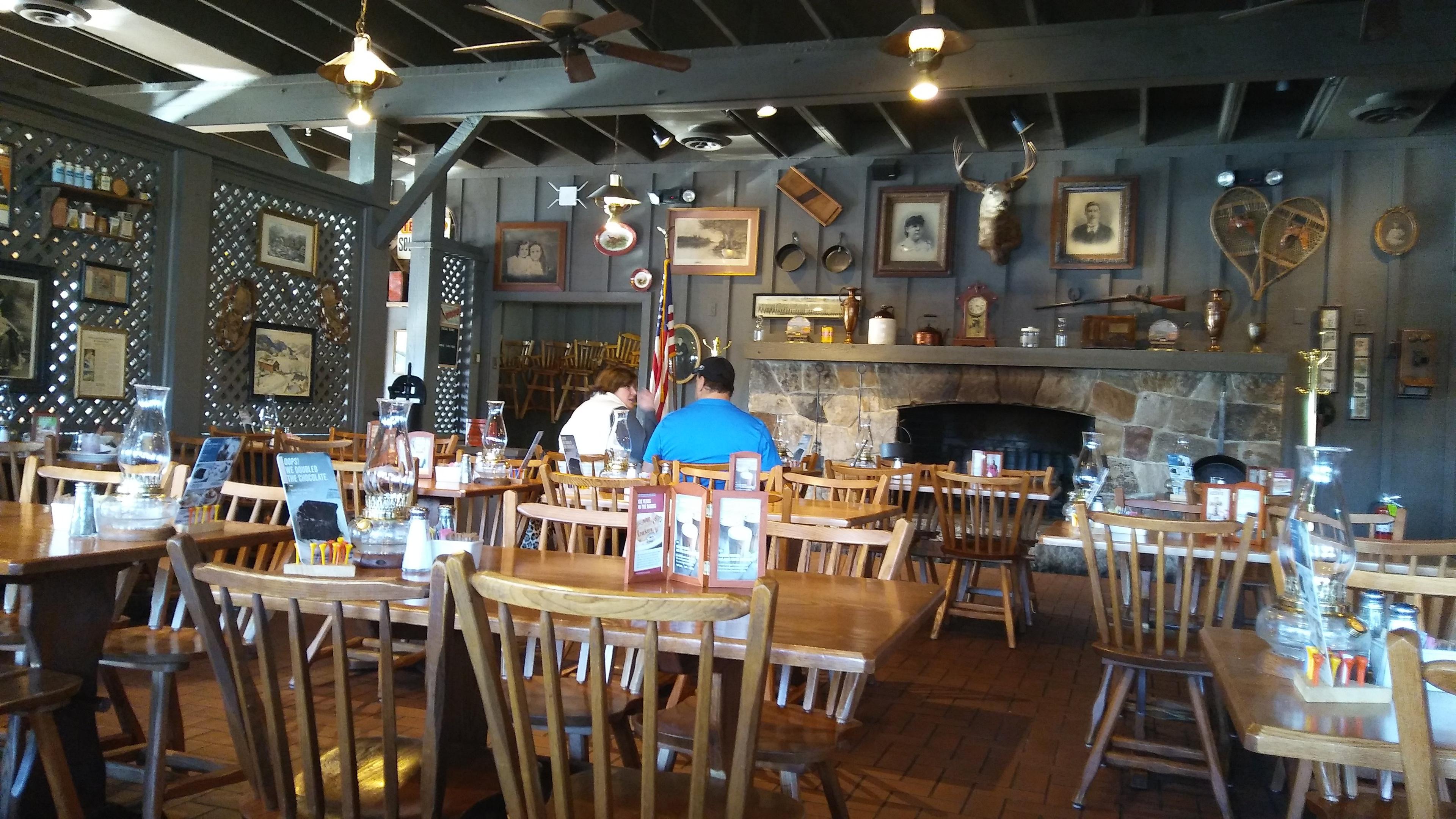 Cracker Barrel Old Country Store