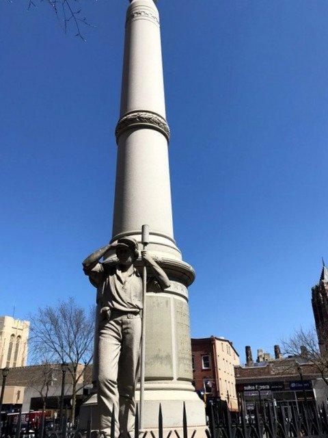 Broadway Civil War Monument