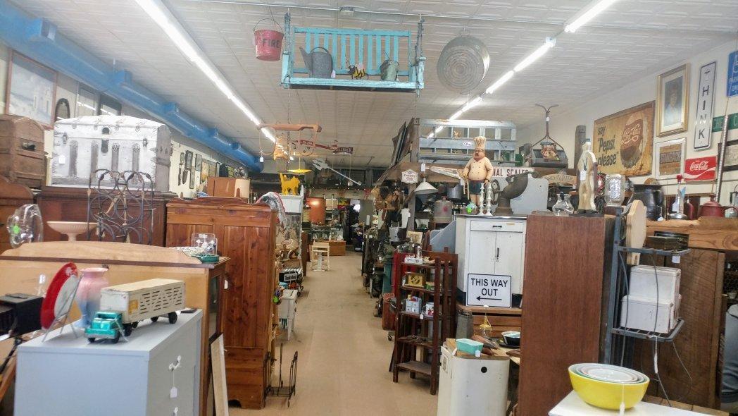 Finders Keepers Antiques & Collectibles