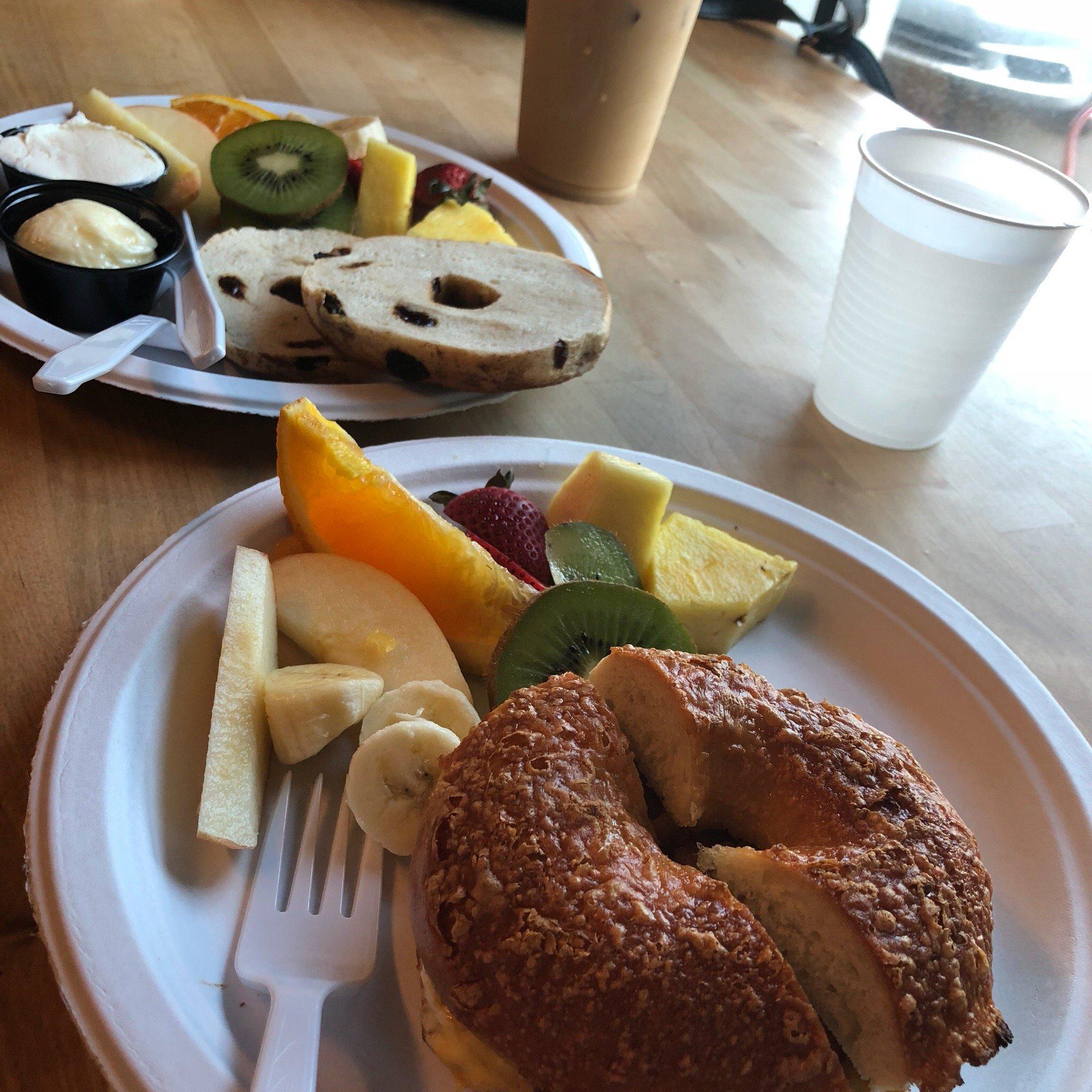 Ideal Bagel