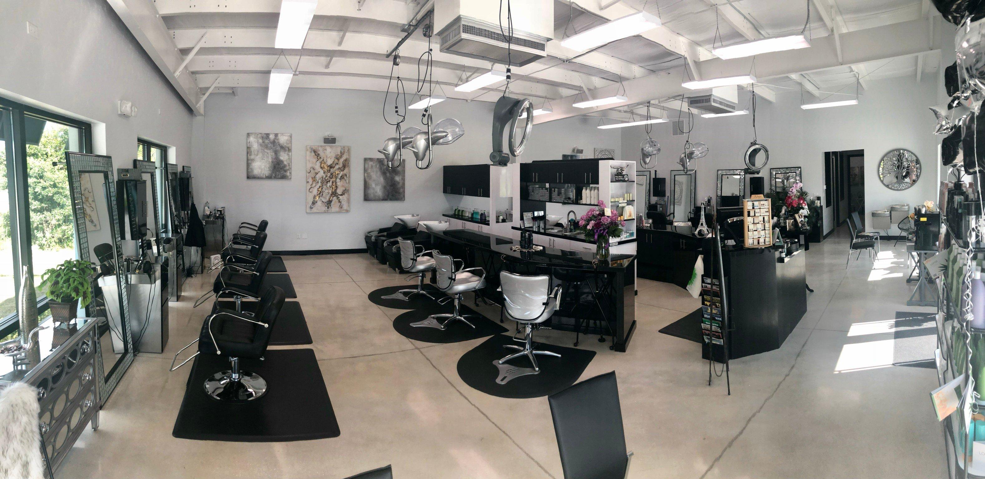 Head Hunters Salon & Spa