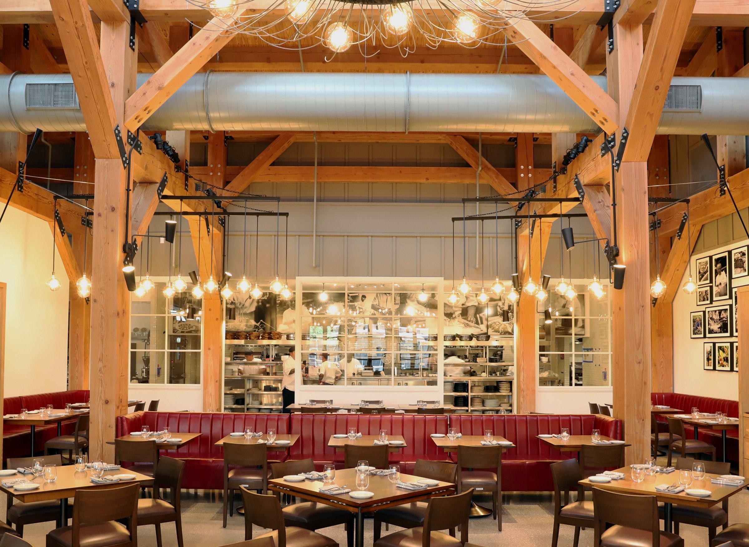 Wolfgang Puck Bar & Grill