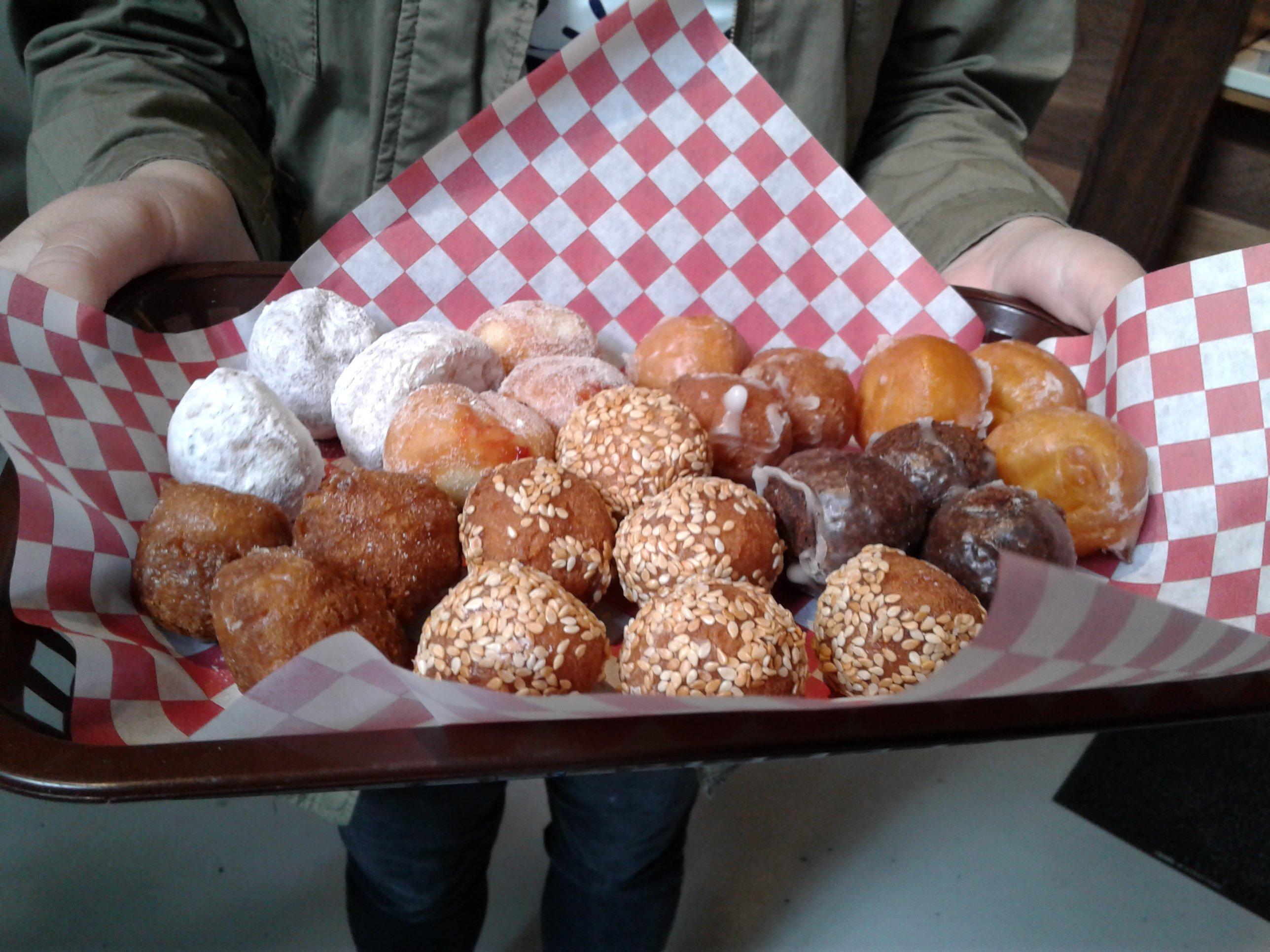 Sesame Donuts