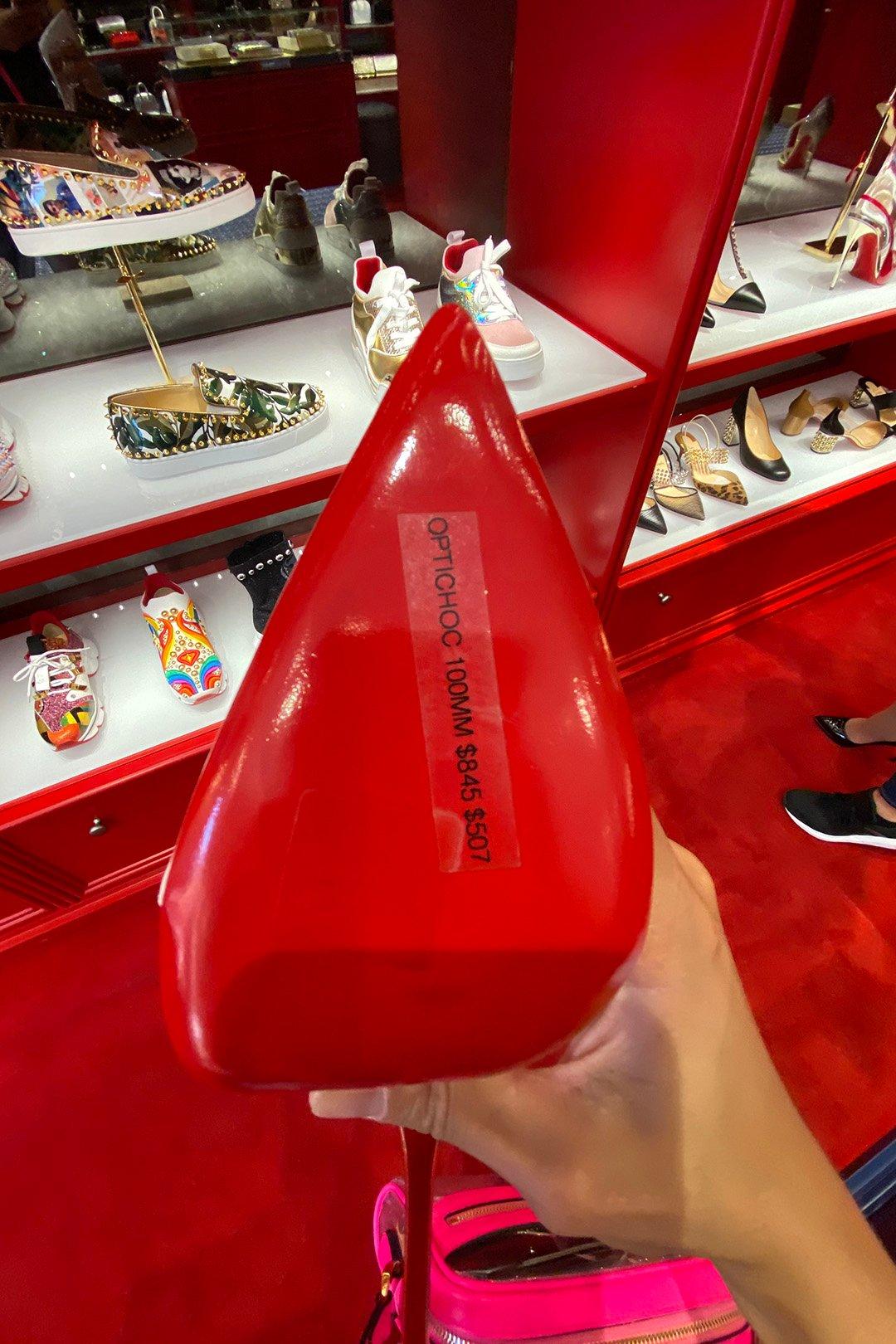 Christian Louboutin Outlet