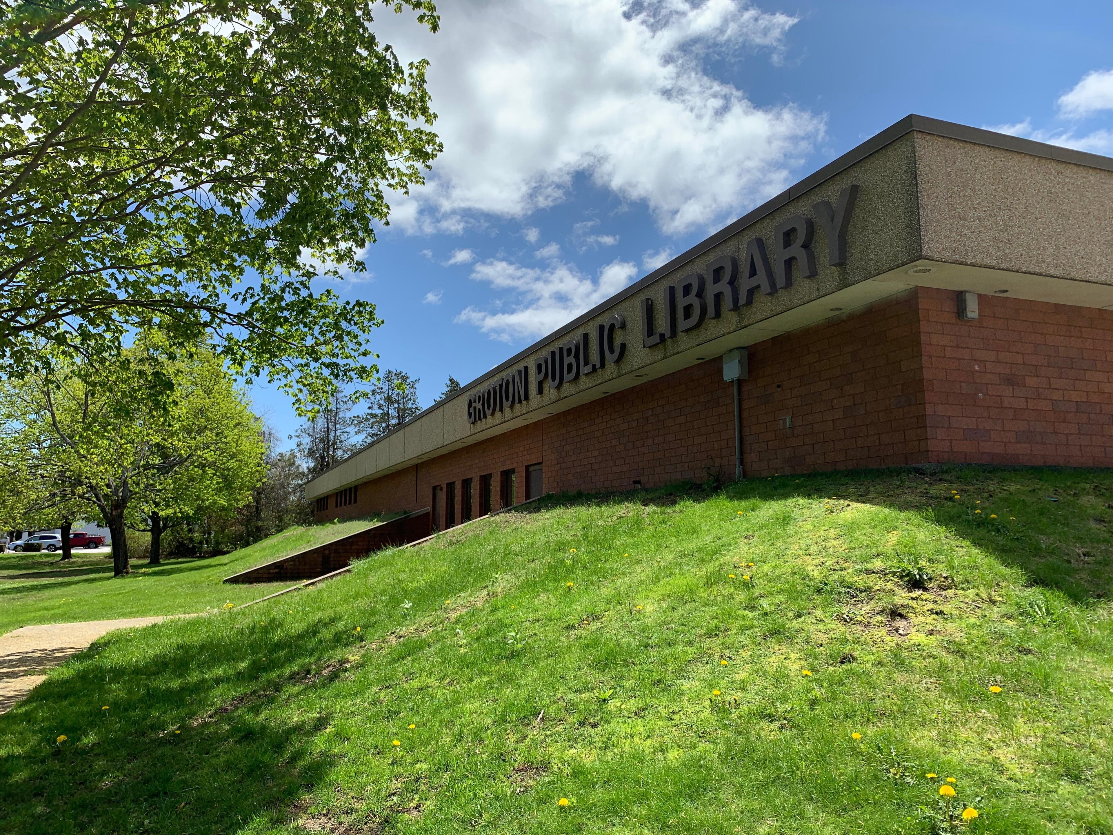 Groton Public Library