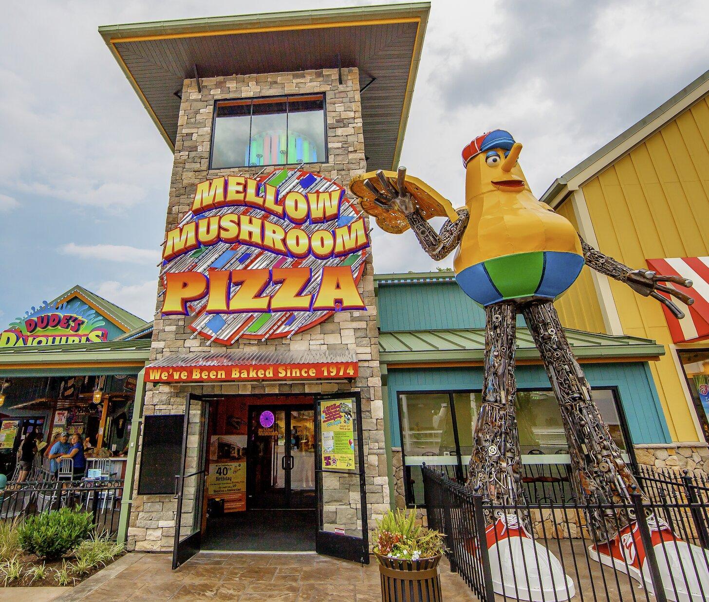 Mellow Mushroom Pigeon Forge Island