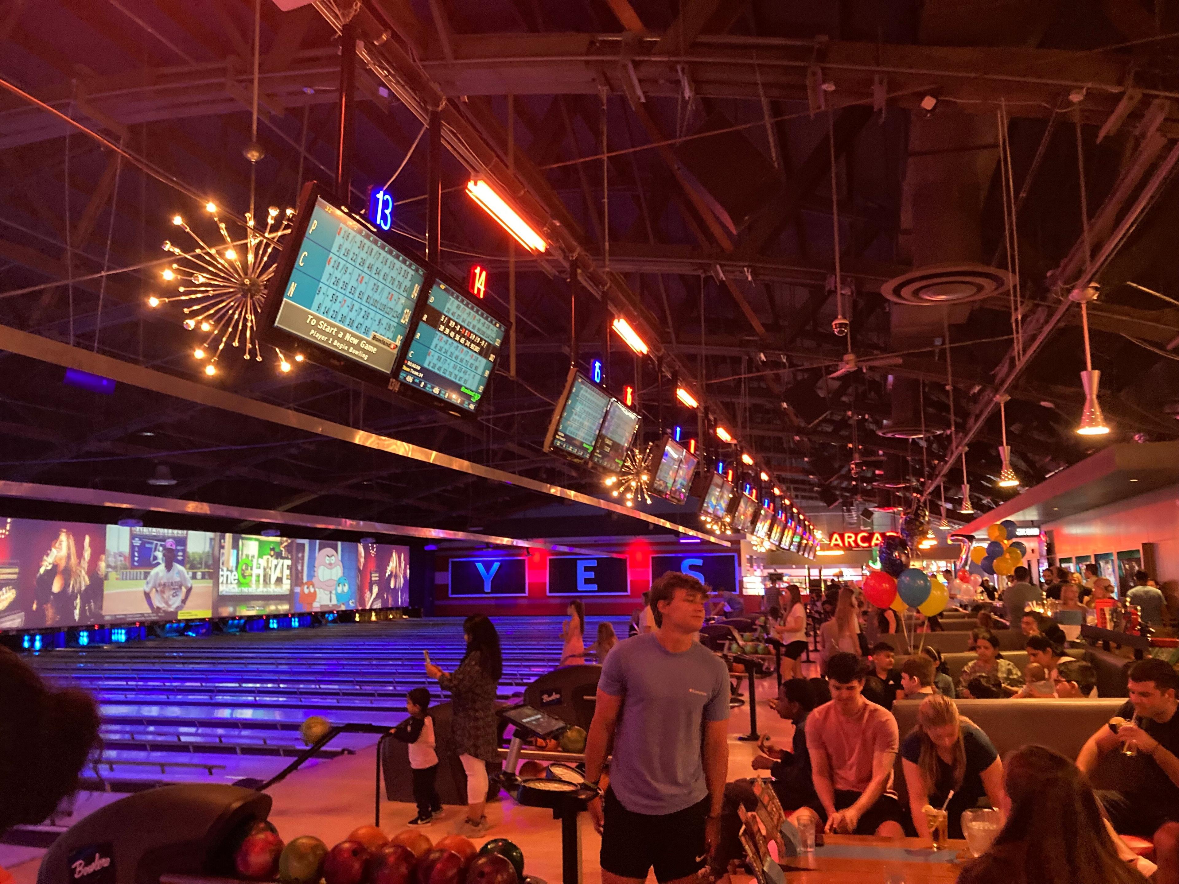 Bowlero Norwalk