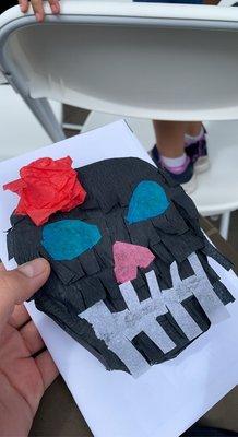 Mini piñata craft