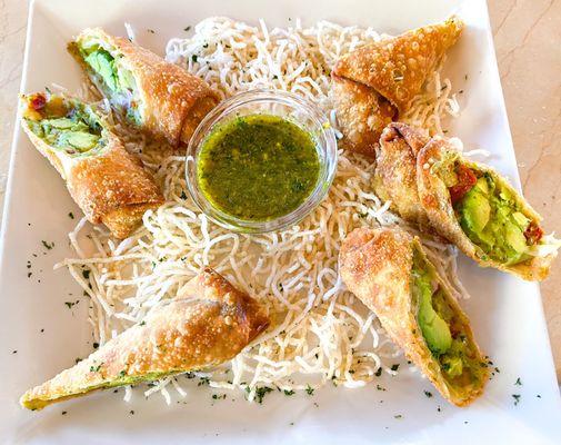 Avocado egg rolls