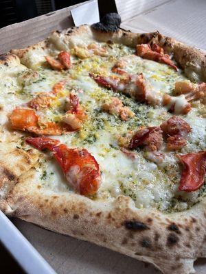 Bold Coast Lobster pizza