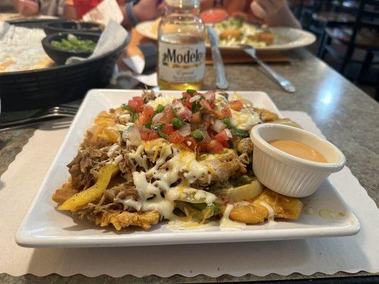 Tostones with shredded pork - amazing