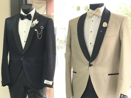 Custom Tuxedos with the right accessories!