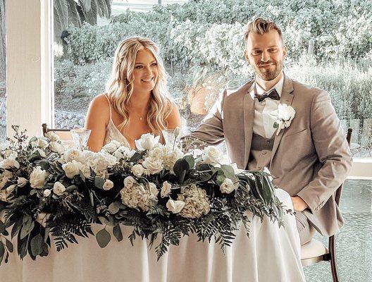 Sweetheart table florals