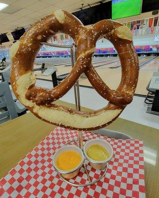 12 oz. Bavarian Pretzel