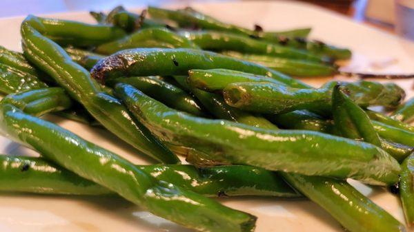 Smoky green beans