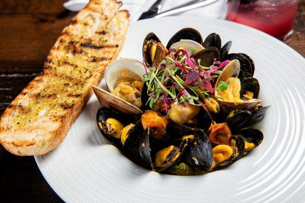 Clams & Mussels