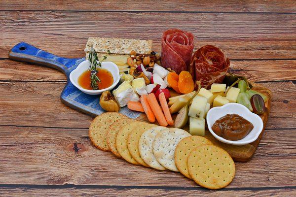 The Classic Charcuterie HappyBoard