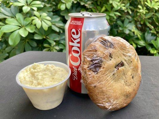 Side salad of choice (cole slaw, macaroni or potato salad) a can of soda or bottled water. Added on a cookie for a complete meal.