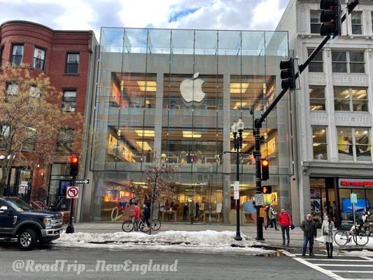 Apple Boylston Street