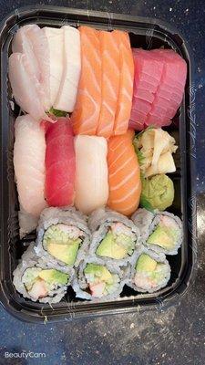 Sushi sashimi lunch