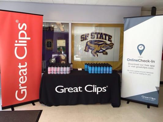 Great Clips hosting the Warriors basketball camp at SF State University.