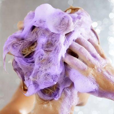 Say goodbye to brassy tones! This Purple Shampoo works wonders for blonde, silver, and gray hair.