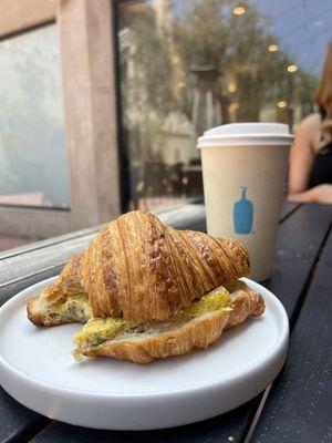 Ham breakfast croissant