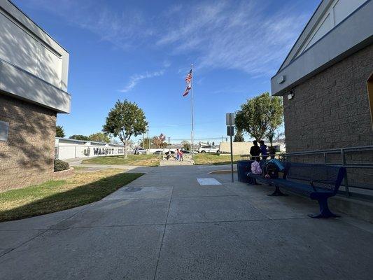 Walnut Elementary School