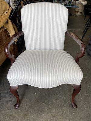 Classic Dinning Chair with Stripes