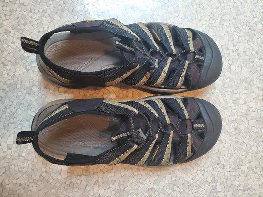 Newport Sandals in good condition over all except the top and bottom separated so they are going to the garbage.