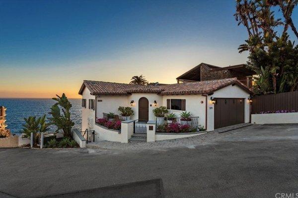 The exterior of the house I viewed, 31711 Seacliff Drive Laguna Beach, Ca.