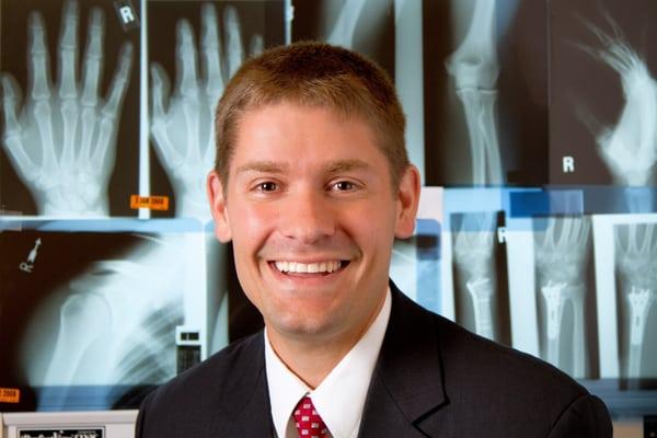 Scott D. Ruhlman, MD-Orthopedic Specialists of Seattle-Sports Medicine |Total Joint Replacement |Shoulder & Knee Restoration | Fracture Care