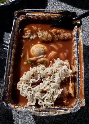 Tteokbokki with added ramen